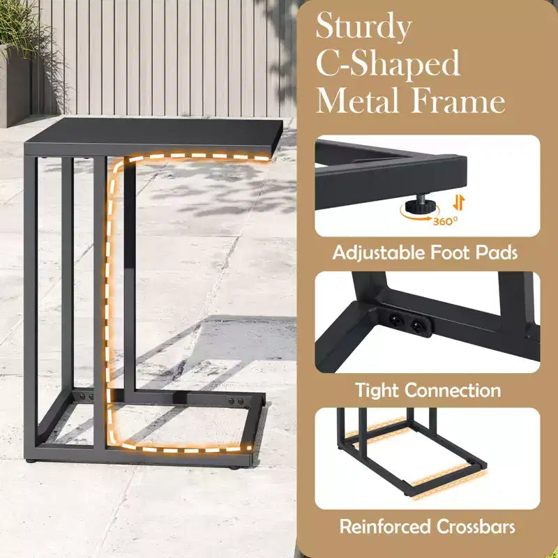 Table d'appoint en forme de C avec structure en métal pour canapé