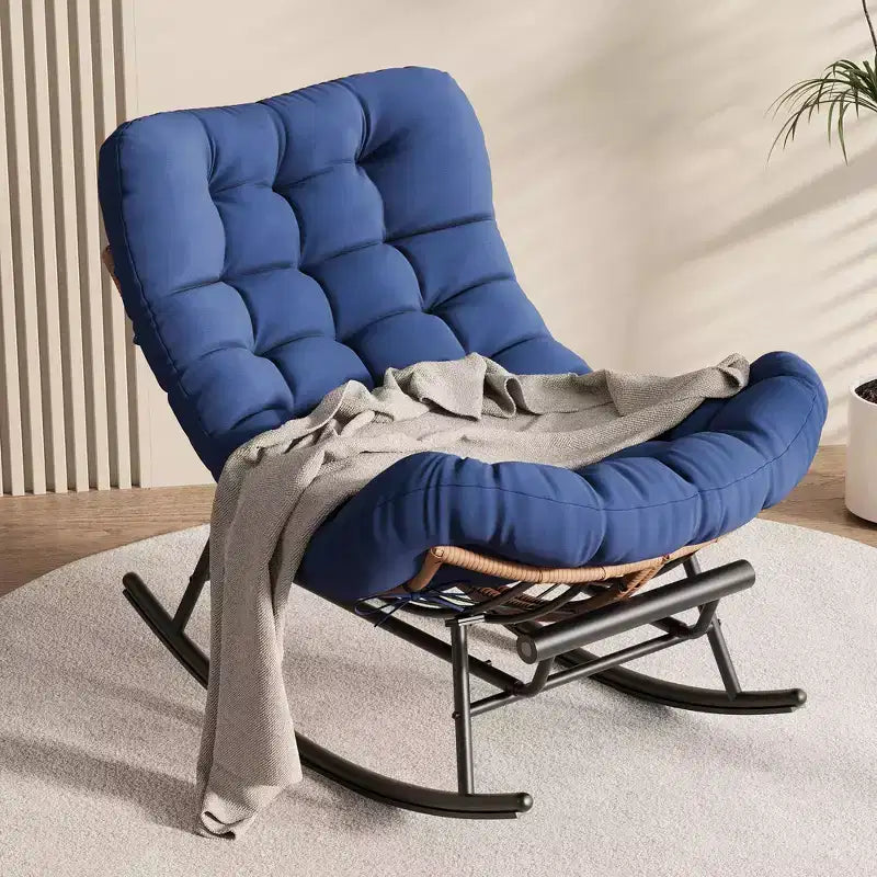 Fauteuil à bascule avec coussin et repose-pieds amovibles